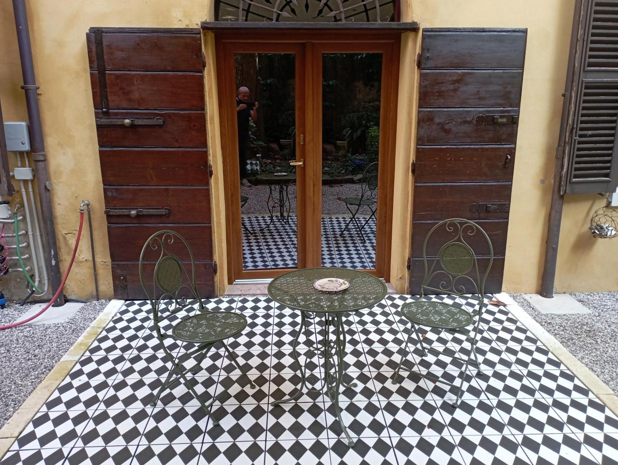 Magnolia Garden Appartement Ferrara Buitenkant foto